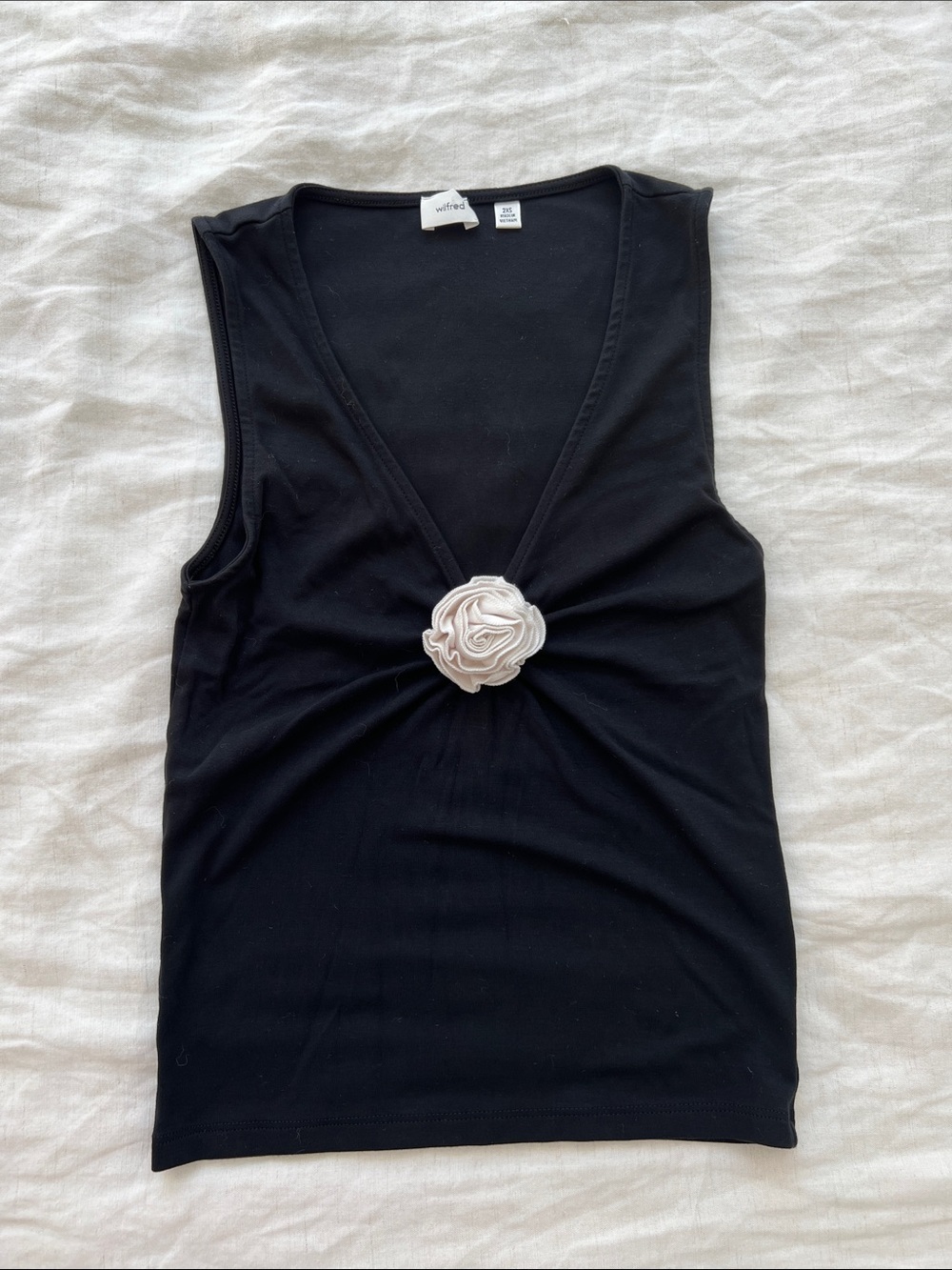 Wilfred
GoodLux Bloom Top